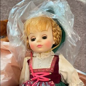 Madame Alexander Heidi doll